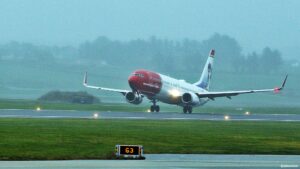 Norwegian - B 737-800 - Sola