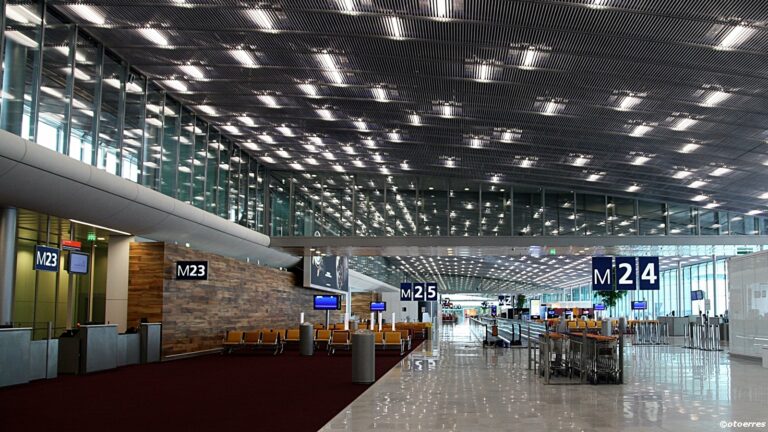 Charles de Gaulle design - Flyplass - Paris - Frankrike