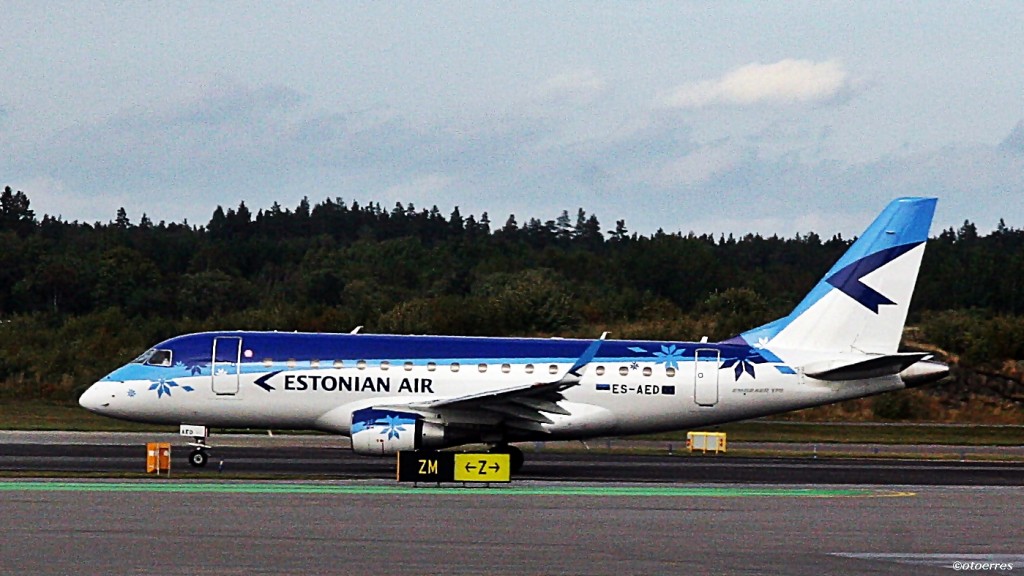 Estonian Air - Embraer 170 - Arlanda