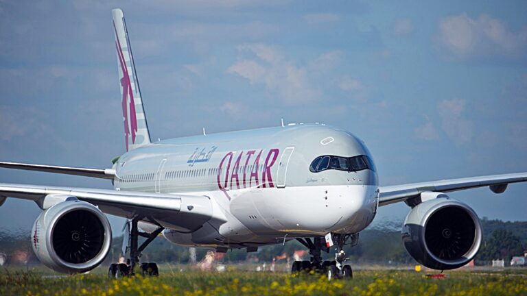 Qatar Airways - Airbus A 350 XWB