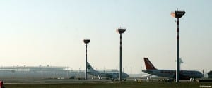 Berlin Brandenburg Airport "Willy Brandt" i bakgrunnen. Billedet er taget fra den gamle "Schönefeldflyplassen" underfor den tyske hovedstaden (Â©otoerres)