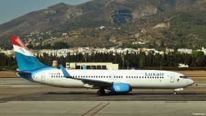 Luxairs Boeing 737-800 på flyplassen i Malaga (otoerres)