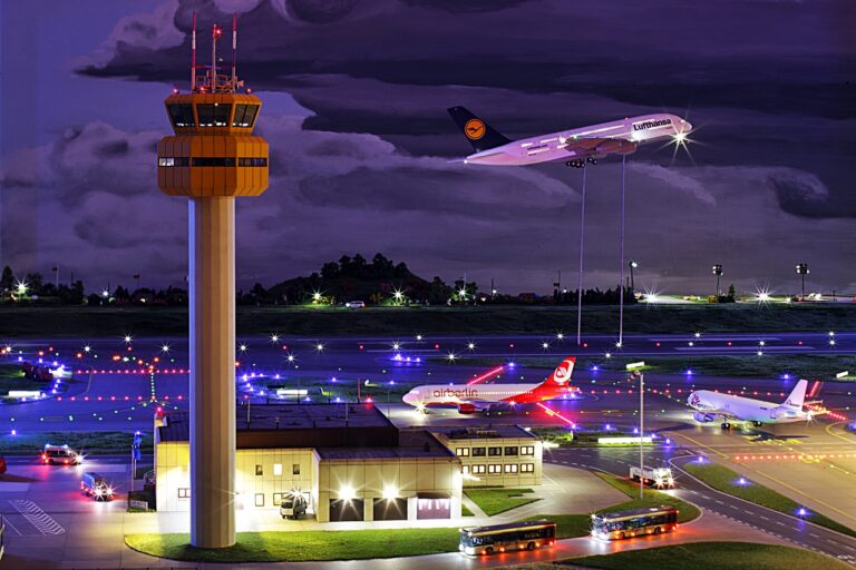 Hamburg: Miniatur Wunderland - Flyplass - Natt - Tyskland