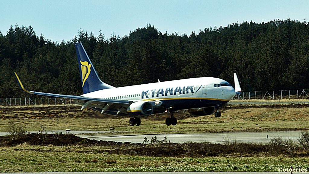 Ryanairlanding på Haugesund lufthavn Karmøy