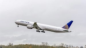 United 777-300ER (PRNewsFoto/United Airlines)