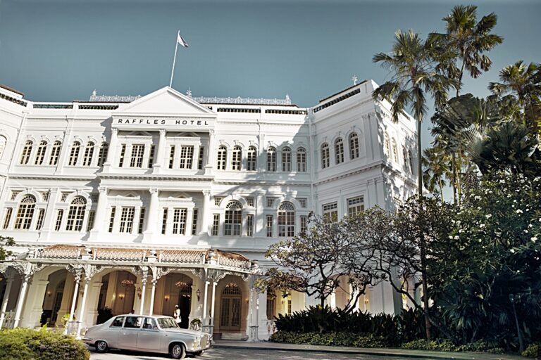 Raffles Hotel Singapore - Hotel Facade