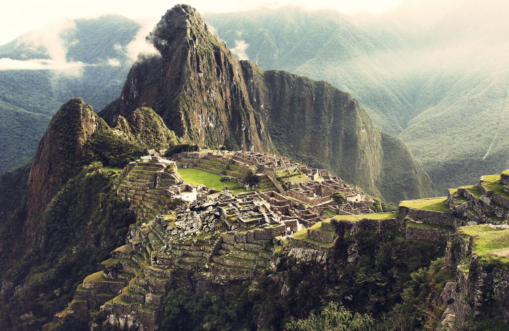peru-machu-picchu-moody-kilroy