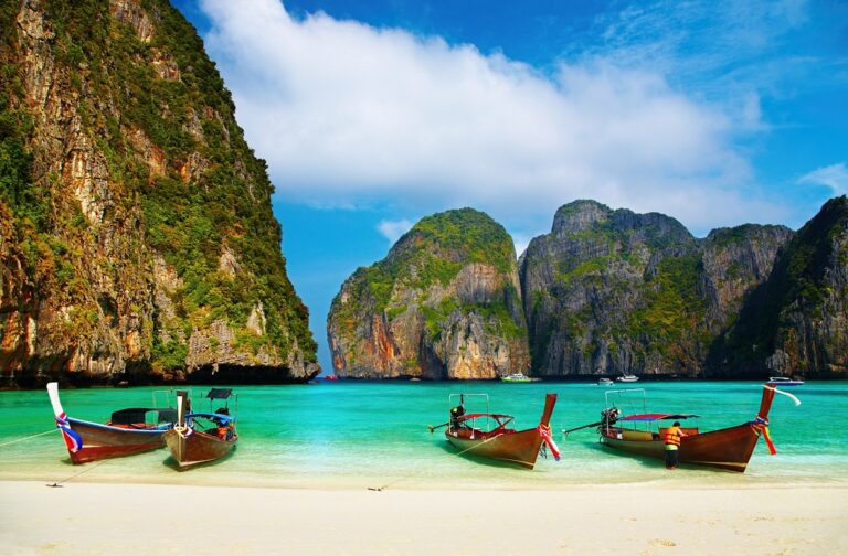 Ticket - Tropisk strand -Maya Bay - Thailand