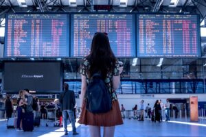 Airport - Flyplass - Rutetavle - Kvinne - Gjensidige