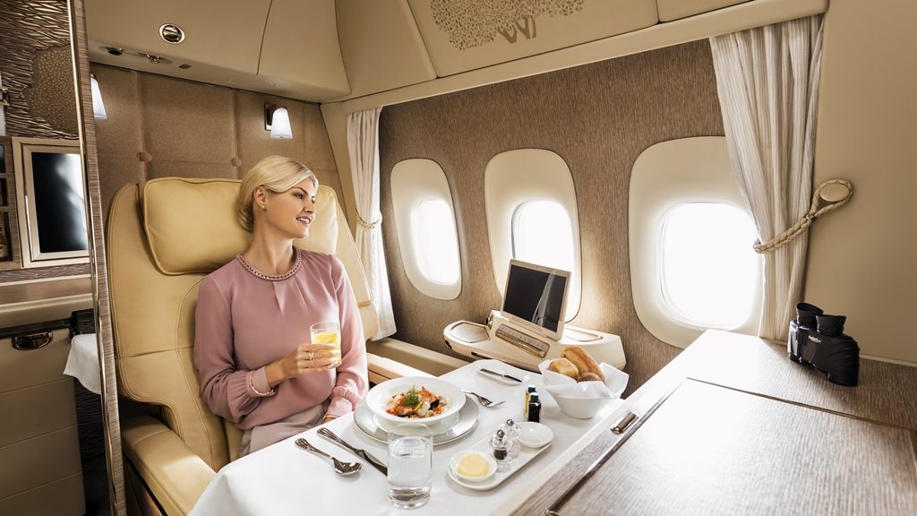 Emirates - First-Class-dining