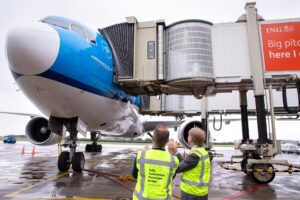 KLM - Amsterdam - Schiphol Airport - Passasjerbro - fully automatic double jet bridge