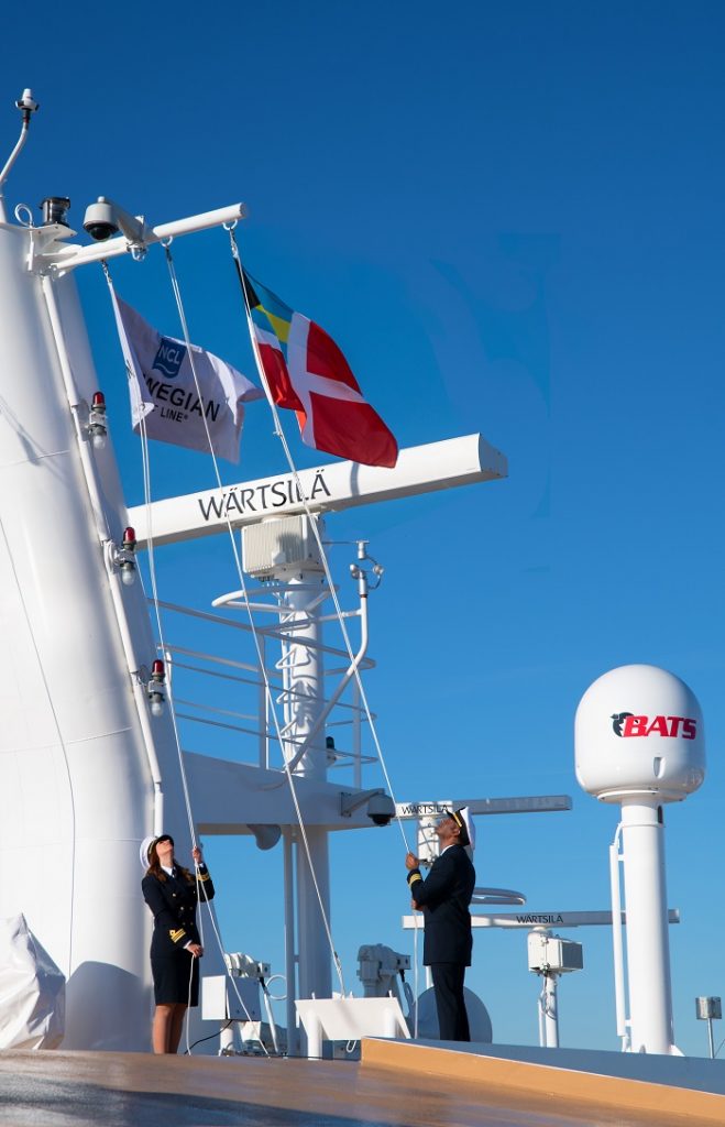 Norwegian Cruise Line - Norwegian Encore - overtakelse - Meyer Werft - 2019
