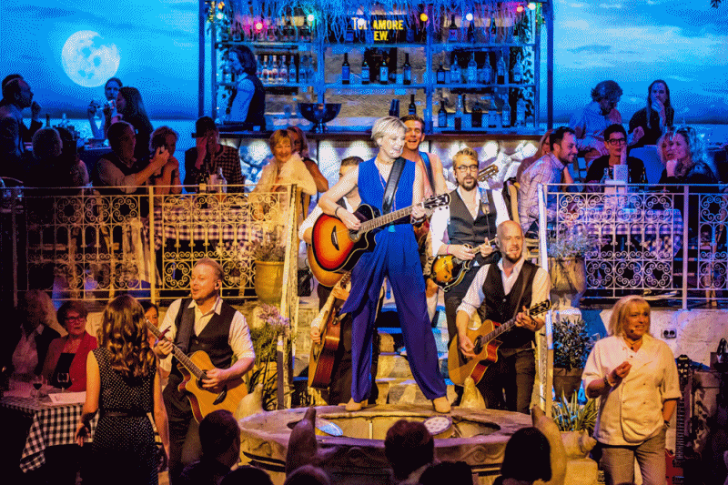 Bildestrøm - Mamma Mia! The Party - Liseberg Gøteborg - Visit Sweden