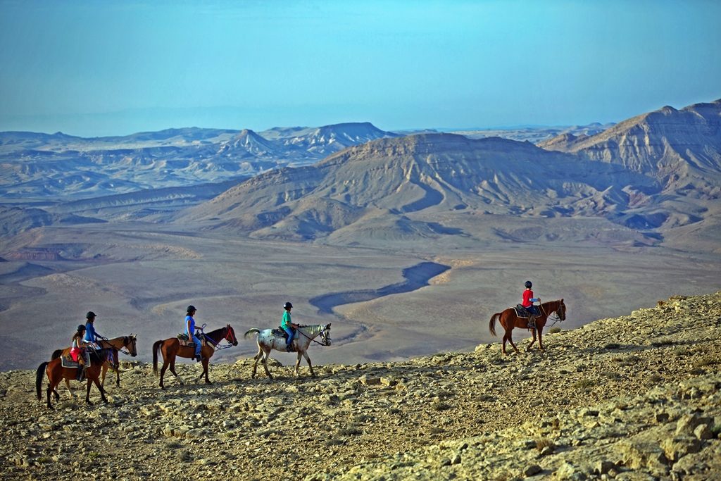Israel - hesteridning -Ramon krater