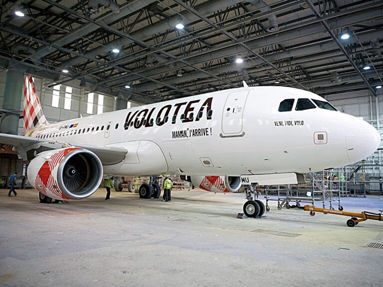 Volotea - Airbus A 319 - Hangar