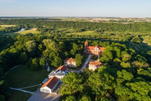 584 kilometer Litauen - 584 kilometer Litauen - Raudone Manor - Kaunas
