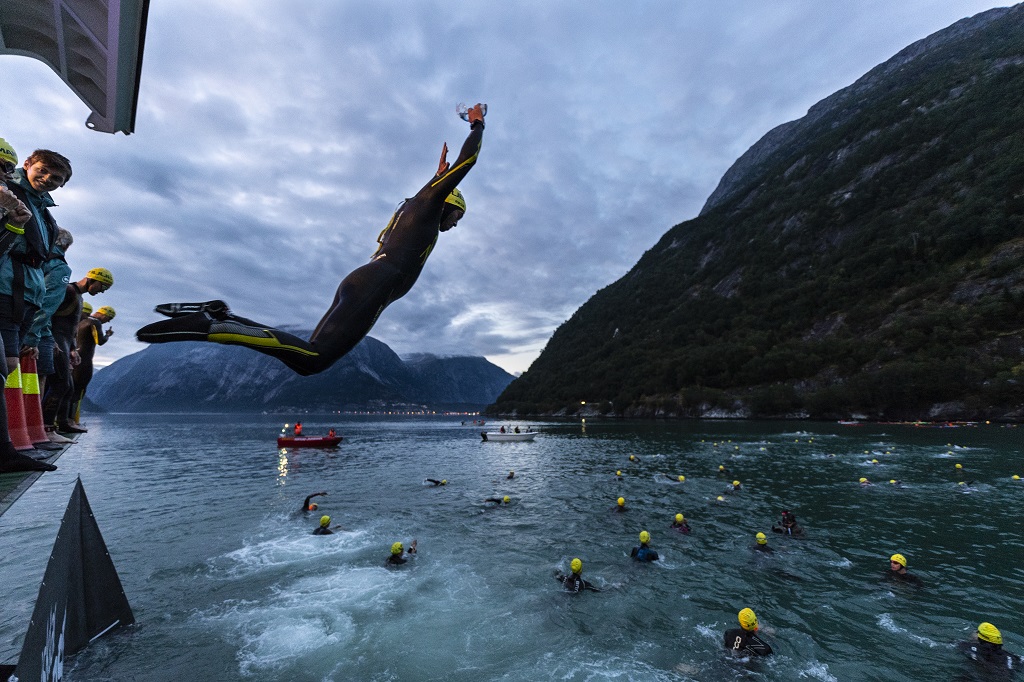 Norseman Xtreme Triathlon - Eidfjord - Hardangervidda - Gaustatoppen - Svømming