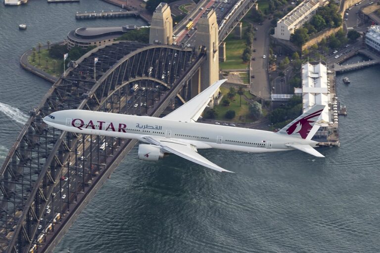 Qatar Airways - Boeing 777 - Sydney - Australia