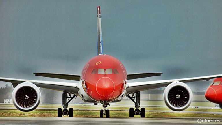 Norwegian - Boeing B 787 - Dreamliner - langtidslagring - Stavanger lufthavn - Sola