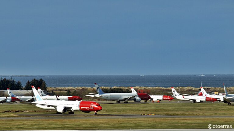 Norwegian - Boeing B 787 - Dreamliner - B 737-800 - langtidslagring - Stavanger lufthavn - Sola