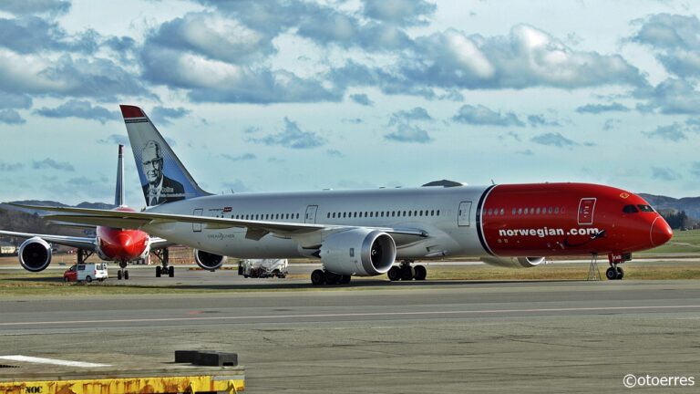 Norwegian - Boeing B 787 - Dreamliner - B 737-800 - langtidslagring - Stavanger lufthavn - Sola