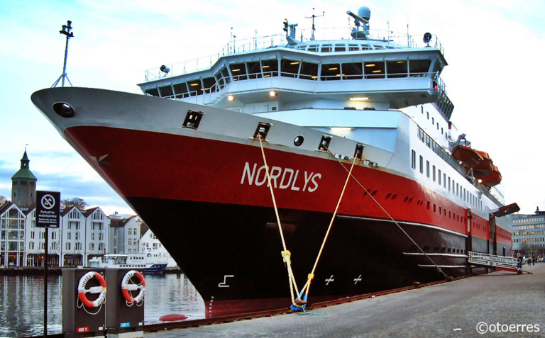 MS Nordlys - Hurtigruten - Strandkaien - Stavanger