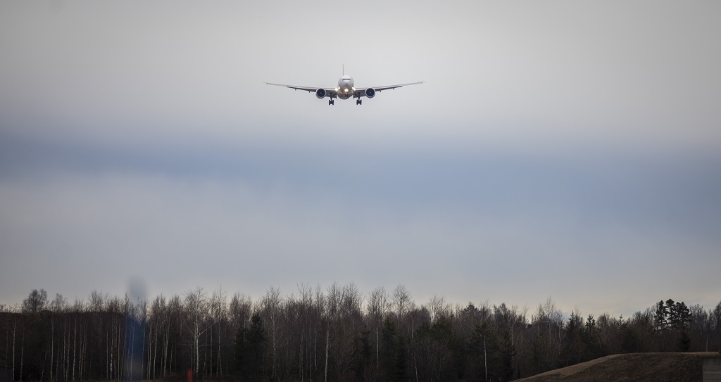 Fly - innflyvning - landing - lufthavn - Avinor