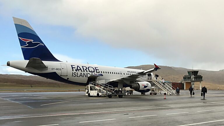 Atlantic Airways - Vagar Floghavn - NCC - Chartret fly - A 319 - Tunnelarbeidere