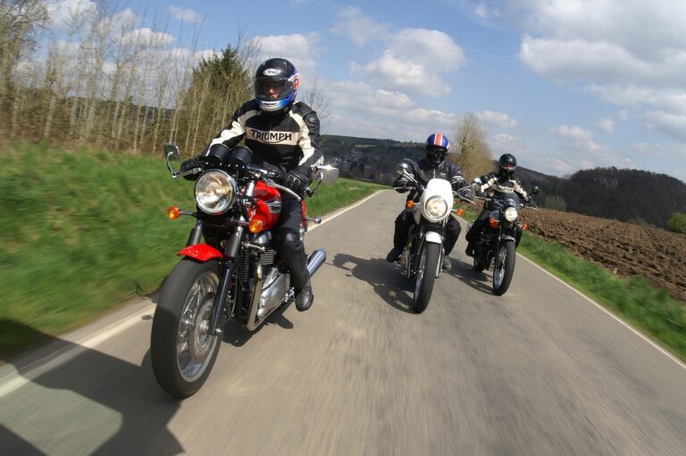 MC - Motorsykler - landevei - Frende