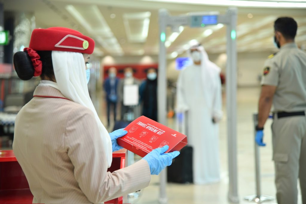 Emirates - Smitteverntiltak - Dubai Airport - Flyruter - Passasjerer - Coronakrisen 2020