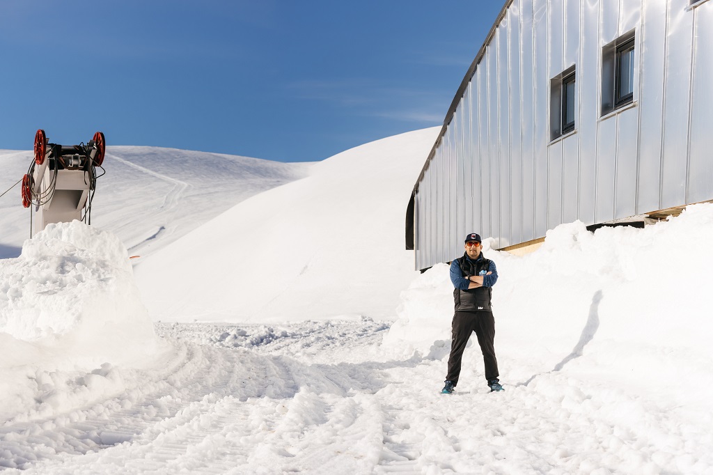 Sommerskisenteret på Folgefonna - Fonna Glacier Ski Resort - Hardanger