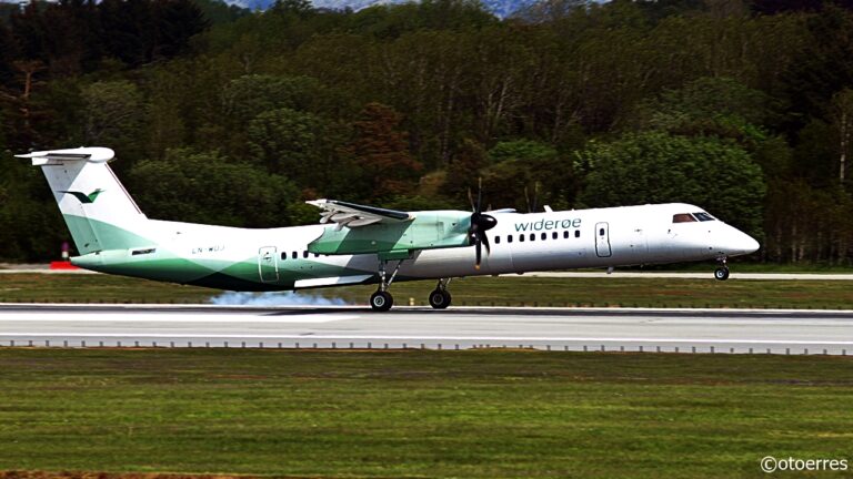 Widerøe - Bombardier Q400NG - Landing - Stavanger lufthavn