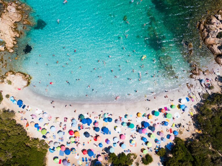 Badestrand - Syden - Illustrasjon - Dronebilde - If/Europeiske