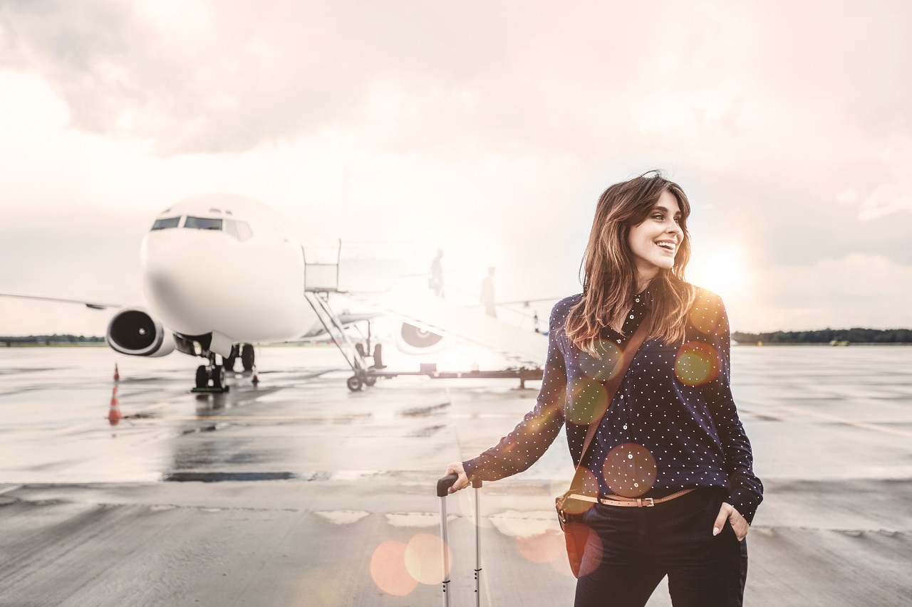 H Rewards - Deutsche Hospitality - Kvinne - Forretningsreisende - flyplass