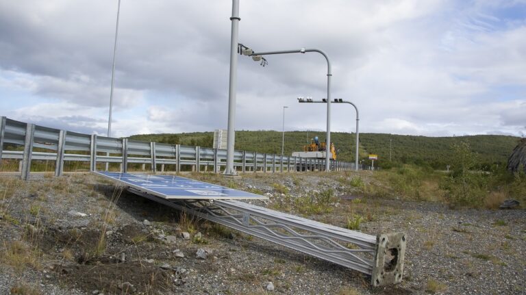 Bomstasjon - Norge - Vestlandet - Montering /Demontering
