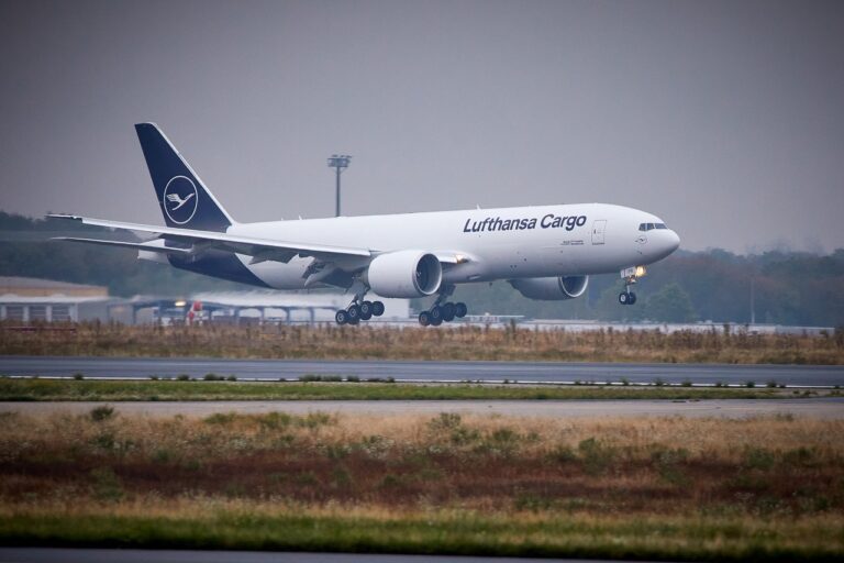 Boeing 777F- Fraktfly - D-ALFH - Lufthansa Cargo - Frankfurt