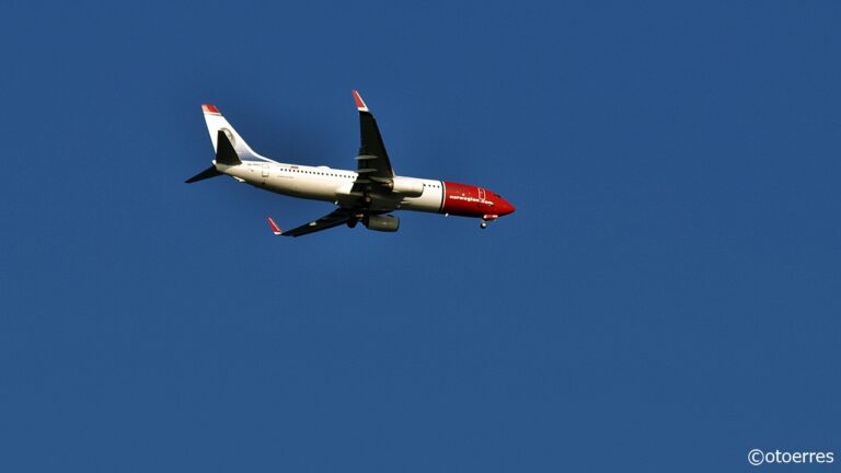 Norwegianfly - Innflyvning - Sola - august 2020