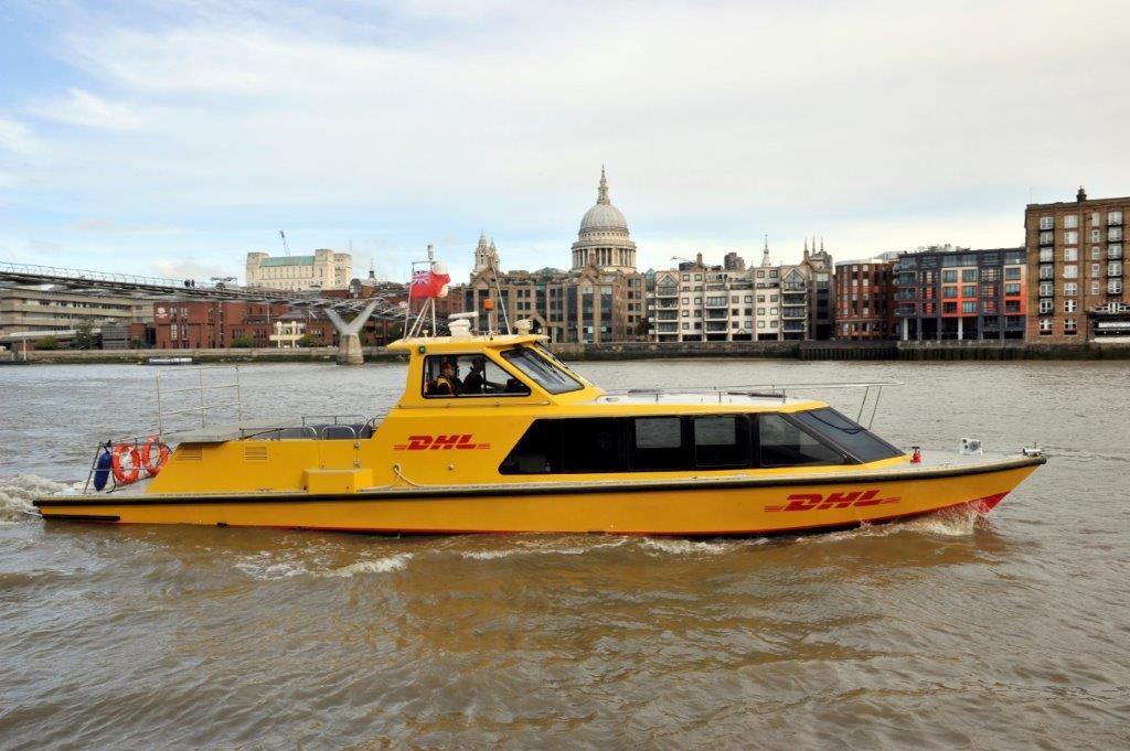 Elvebåt - DHL Express - Themsen - London 