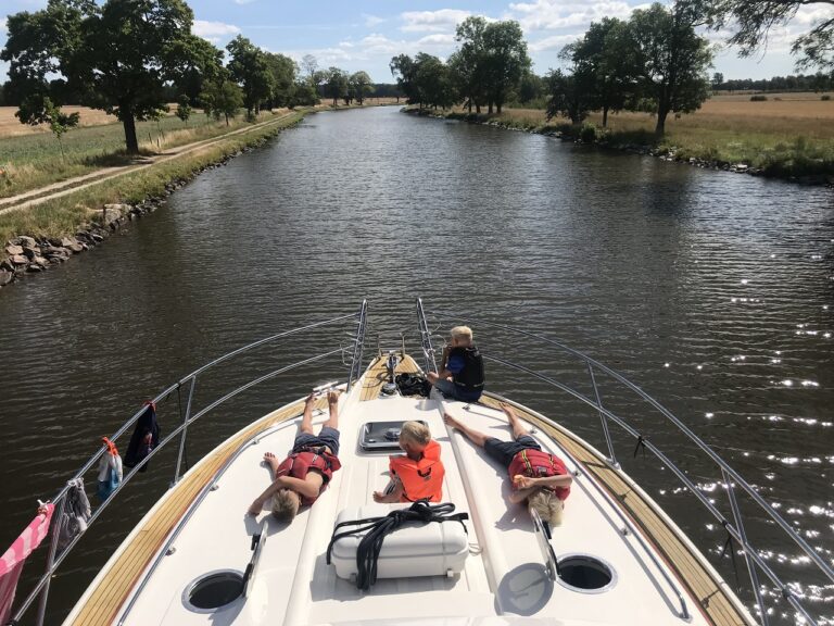 Båtferie - Båtsemester - Göta Kanal - Sverige