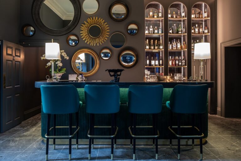 Radisson Individuals - Main Bar Lounge - Radisson Hotel Group