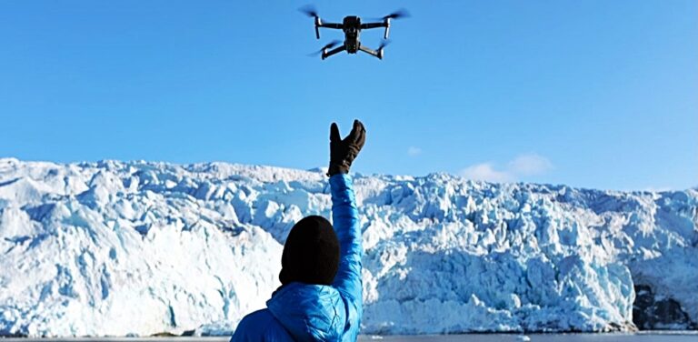 Drone - Luftfartøy - Isbre - Vinter - Avinor Flysikring