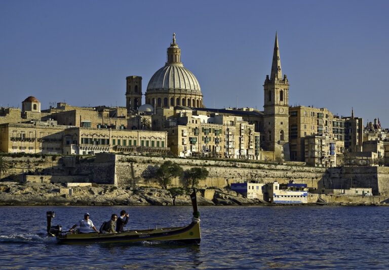 Småbåt - Valletta - Malta - - Kyst - Middelhavet
