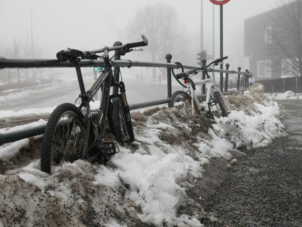 Sykler - parkerte - vinter - sykkeltyverier - If forsikring