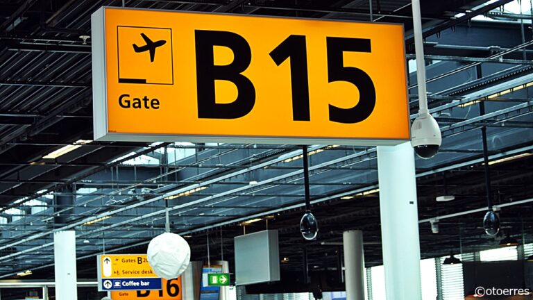 Gate - Terminal - Schiphol - Amsterdam - Nederland