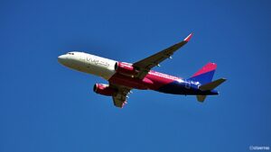 Wizz Air - Airbus A 320 - Take off - Stavanger lufthavn - Sola