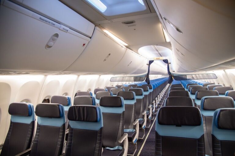 KLM - oppgradet og fornyet kabin - Boeing 737-800 - 2021