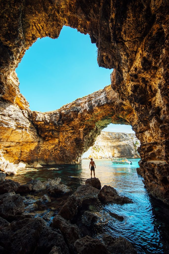 Båt - Comino-grotten - Malta - Middelhavet