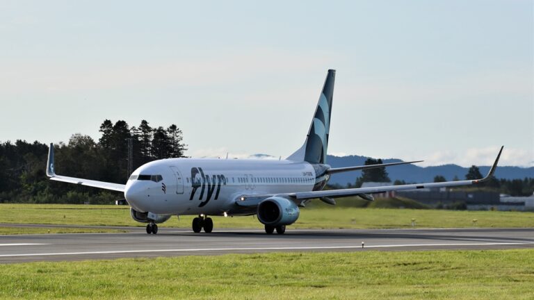 Flyr - Boeing 737-800 - Bergen lufthavn Flesland - Første landing - 16. august 2021