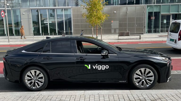 Toyota Mira Hydrogendrosje - Viggo - Oslo