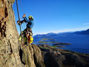 Torghatten - Brønnøy - Helgeland - Reparasjonsarbeider 2021 - Vegvesenet - Stetind Entreprenør